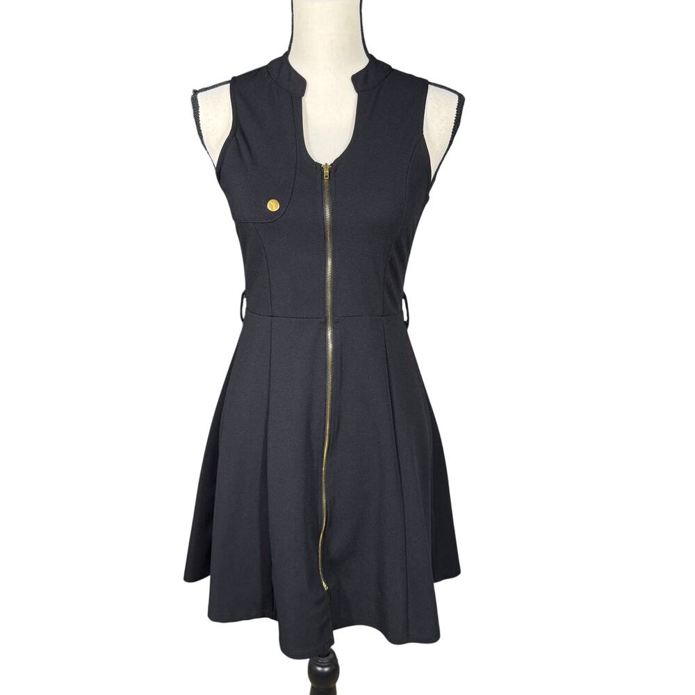 Almost Famous Black Sleeveless A-Line Black Gold Accent Full Zip Front Women's S